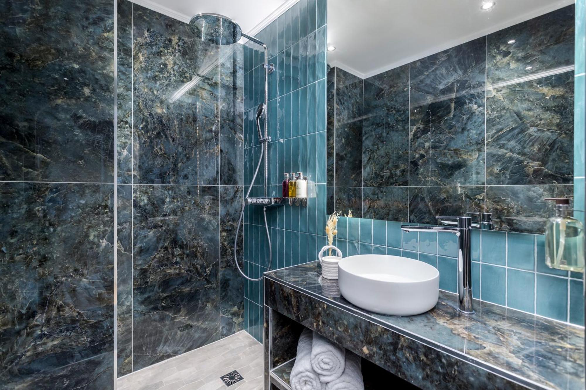Merveil - Signature - Champs Elysees -kleber Appartement *