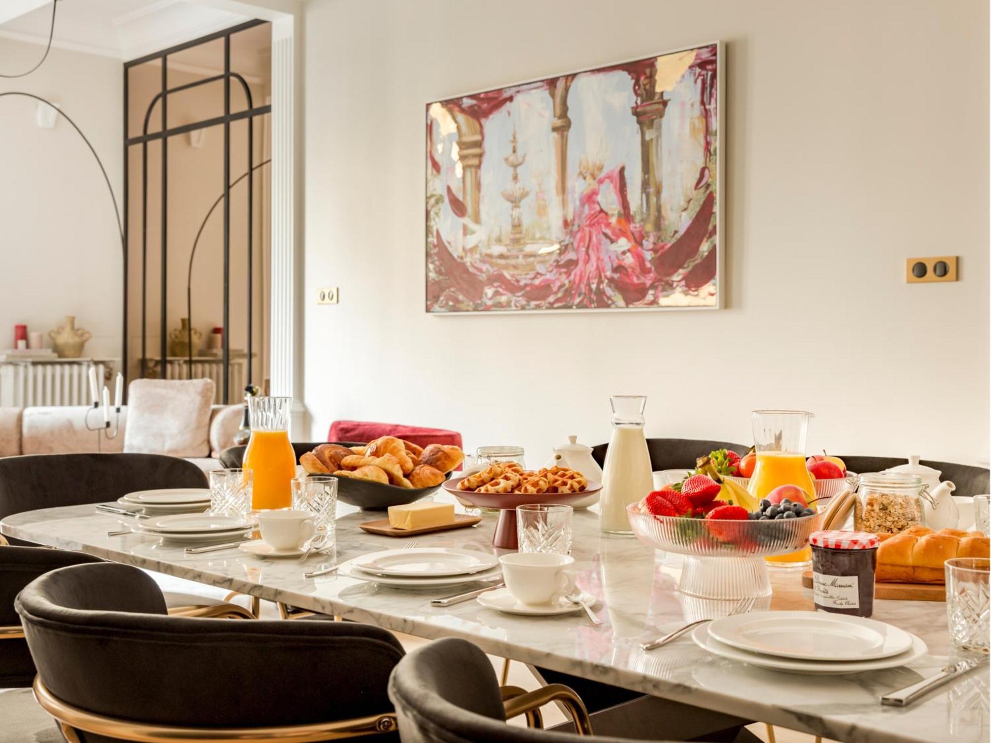 Merveil - Signature - Champs Elysees -kleber Apartment